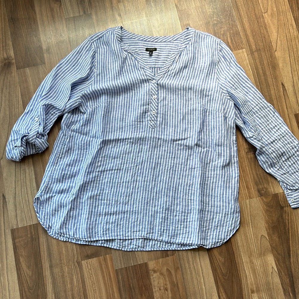 Talbots Linen Blue & White stripes V neck blouse. Size XL